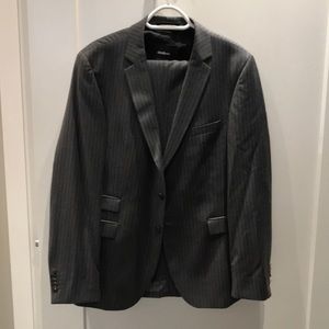 Men's Strellson 38R Suit